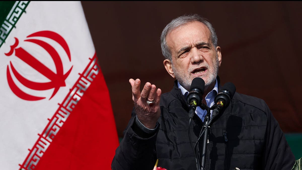 Mamdani roasted for staying tight-lipped on ‘war criminal’ Pezeshkian after raging about Netanyahu