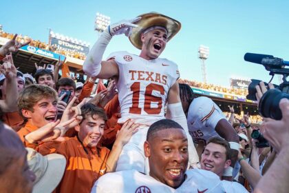 Texas stymies Oklahoma’s offense to earn Red River Rivalry win in foes’ first matchup as SEC members