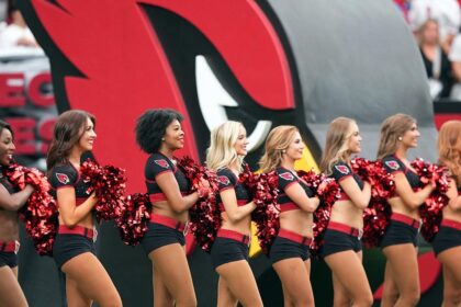 Cardinals call audible on game plan for cheerleaders due to new seating