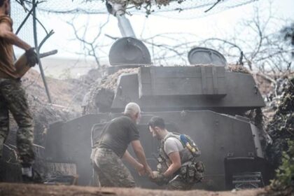 Fighting Their Way Into Selydove, Russian Motor Rifle Troops Captured And Executed Four Ukrainian National Guardsmen