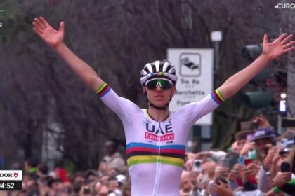 Tadej Pogacar wins fourth straight victory at Il Lombardia with incredible long-range solo effort – Cycling video