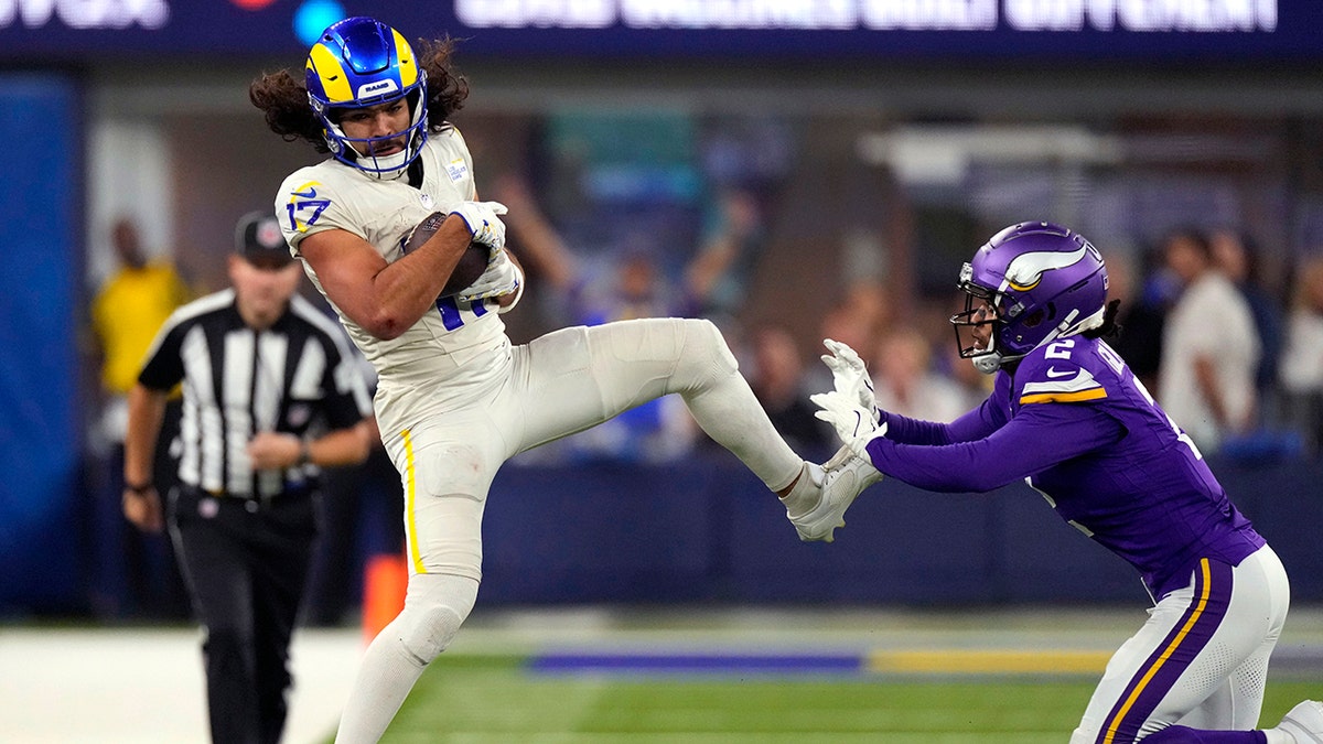 Puka Nacua catches pass