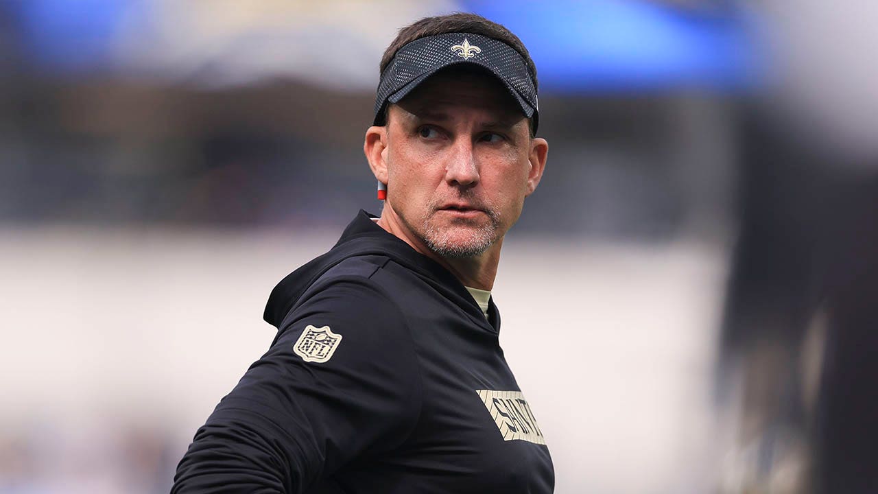 Saints fire head coach Dennis Allen after stunning loss to Panthers: report