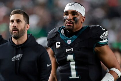 Eagles’ Jalen Hurts set to start against Cowboys despite Nick Sirianni suggesting QB was limited by injury