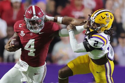 Jalen Milroe rushes for 4 touchdowns, nearly 200 yards as No. 11 Alabama dominates No. 15 LSU