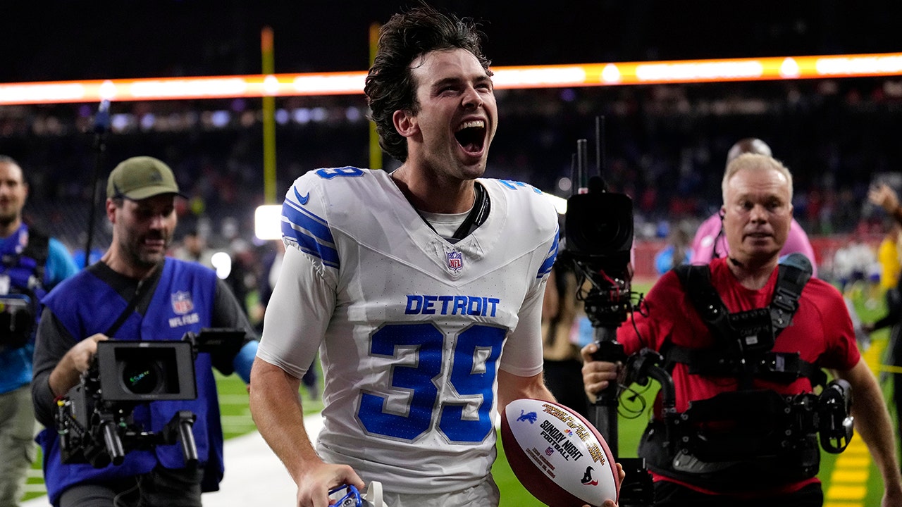 Lions’ Jake Bates sends faithful message after clutch field goals