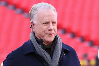 Former Jets QB Boomer Esiason offers pointed advice to Sauce Gardner after social media dispute with fans