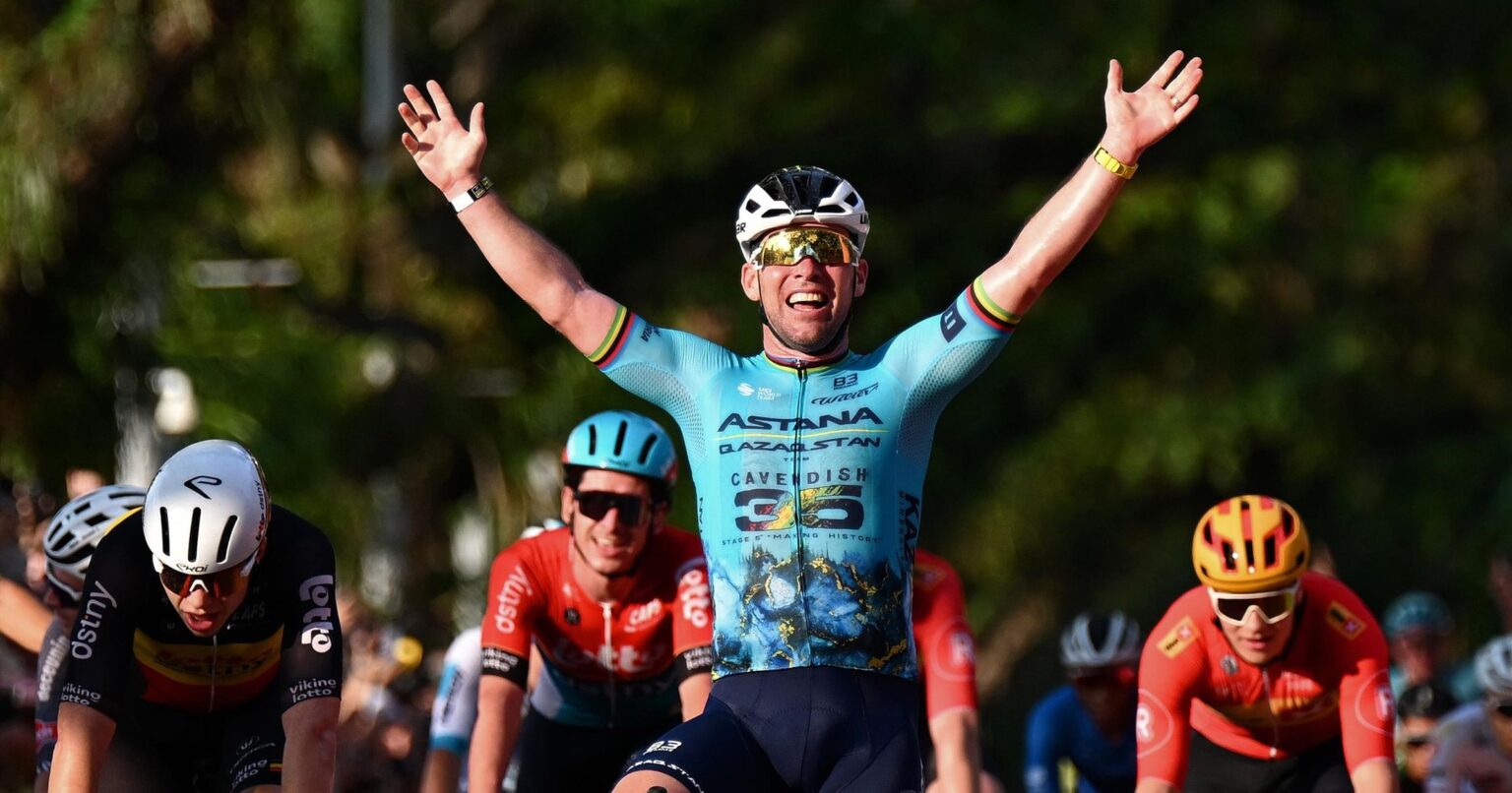 Mark Cavendish: Cycling legend crowns ‘incredible career’ with win in last race at Tour de France Singapore Criterium – Cycling video