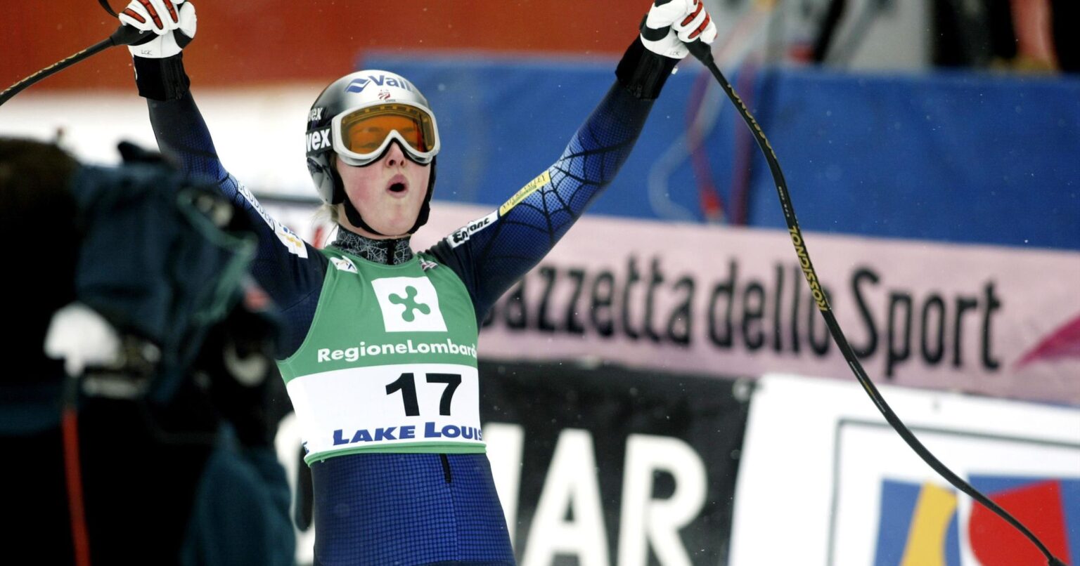 Flashback: US legend Lindsey Vonn secures her first World Cup win in the downhill at Lake Louise in 2004! – Alpine Skiing video