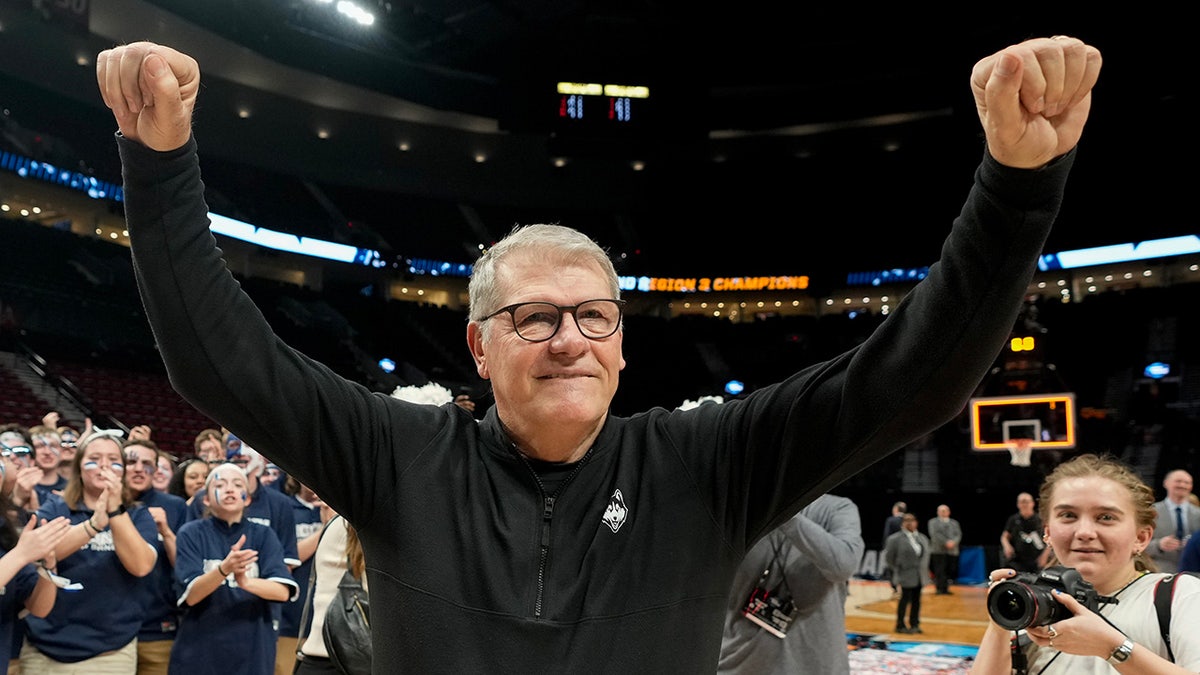 Geno Auriemma