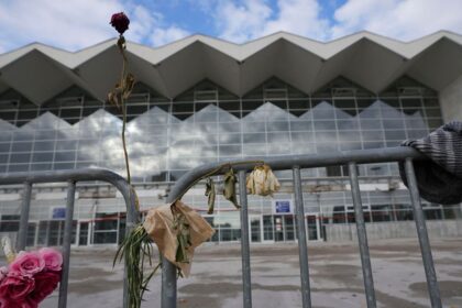 Serbian prosecutors indict 13 over deadly canopy collapse