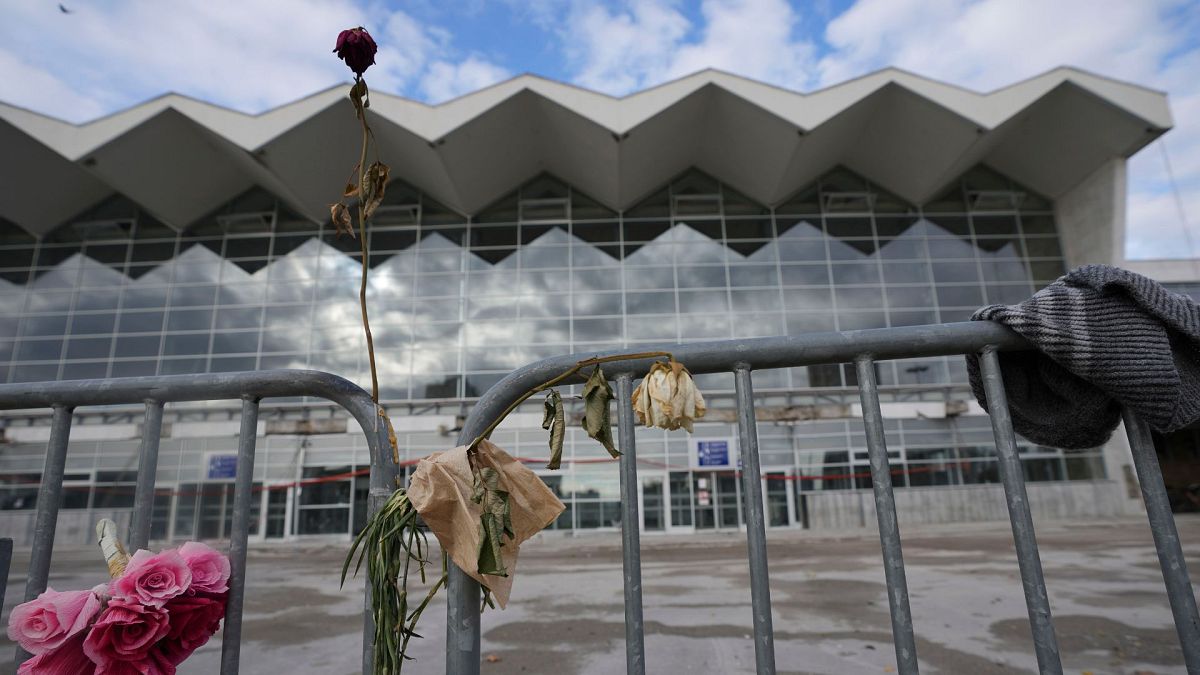 Serbian prosecutors indict 13 over deadly canopy collapse