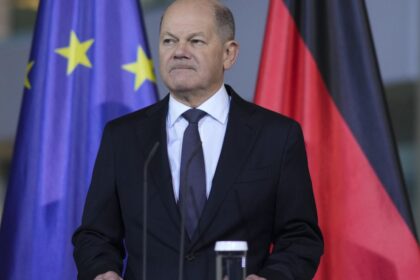 German MPs to vote if they hold confidence in Scholz on Monday