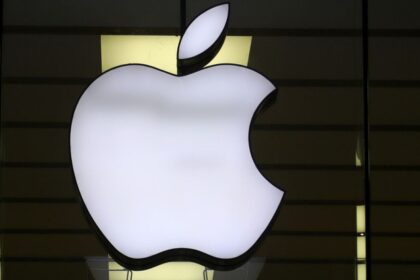 DR Congo files criminal complaint against Apple over conflict minerals