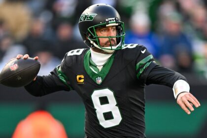 Super Bowl champ rips Jets’ Aaron Rodgers for his ‘smugness’ amid season of lackluster play