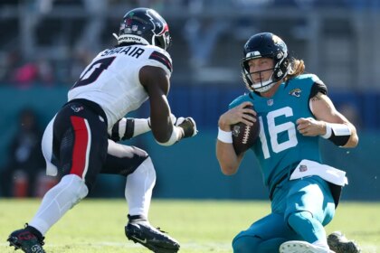 Texans’ DeMeco Ryans suggests Trevor Lawrence bares some blame for brutal hit, says Jags players overrated