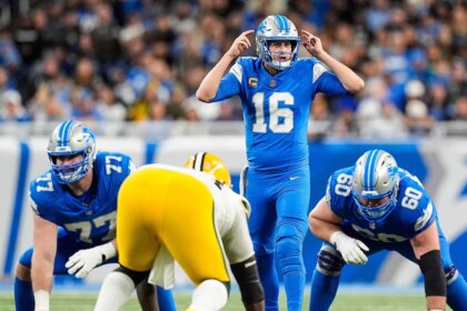 Lions clinch playoff spot with walk-off field goal in epic high-scoring affair against Packers