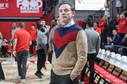 St John’s coach Rick Pitino pays homage to late school legend Lou Carnesecca with vintage look