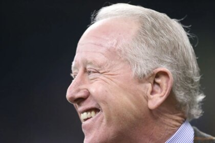 Archie Manning reveals preferred NFL landing spot for grandson, Texas star Arch Manning