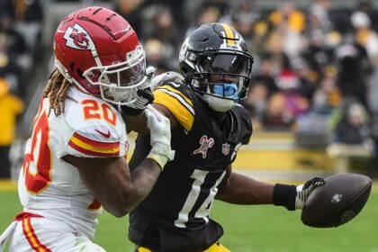 Steelers’ George Pickens raises eyebrows over postgame handshakes with Chiefs stars