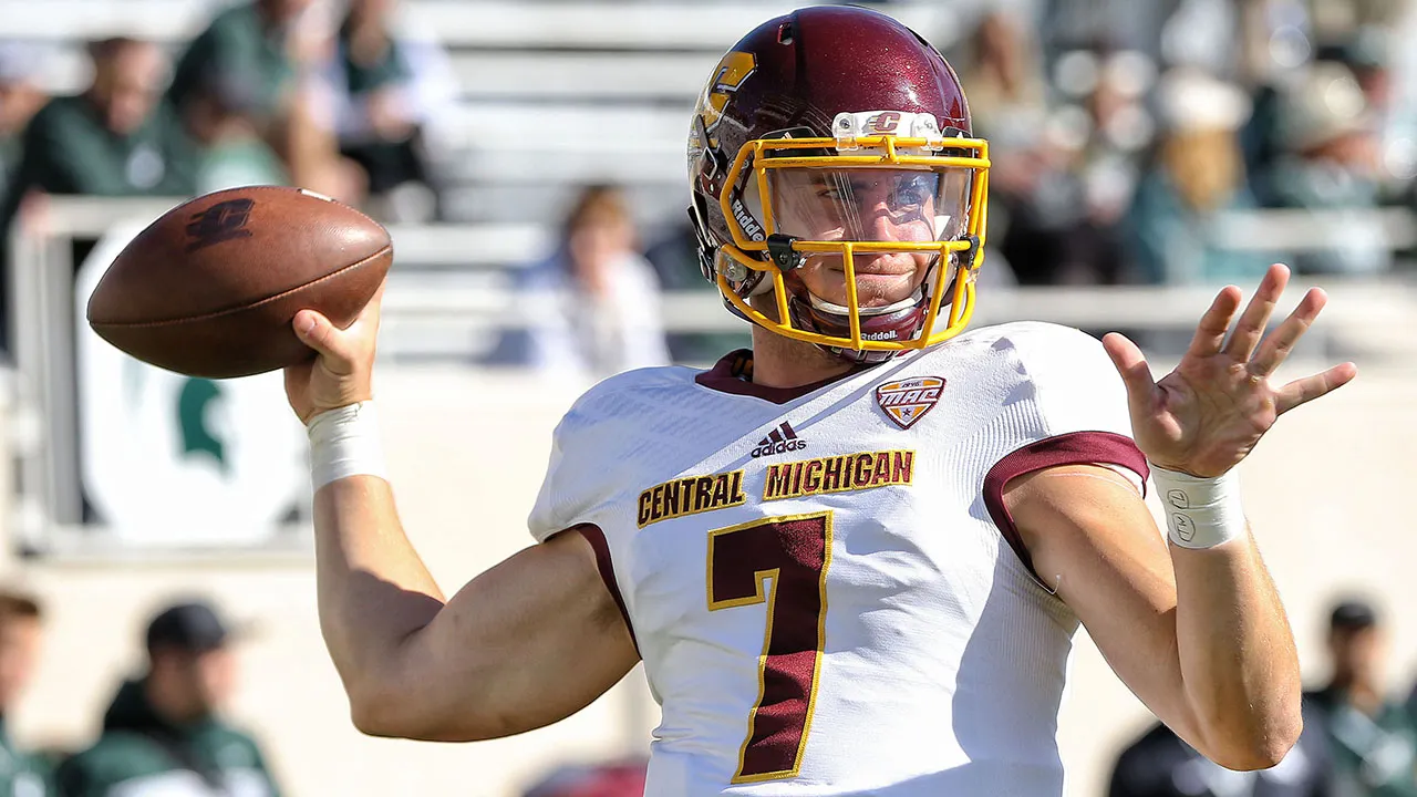 Former Central Michigan quarterback Tommy Lazzaro, 27, killed in hunting accident