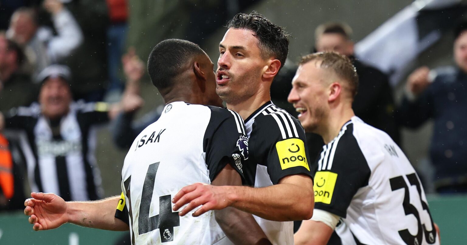 Newcastle 3-3 Liverpool: Fabian Schar nets dramatic late equaliser to deny Reds win after Mohamed Salah hits double