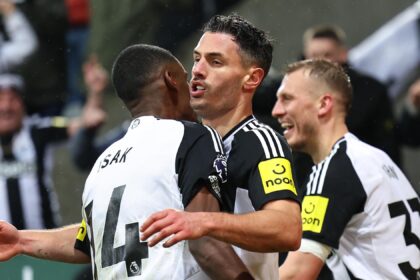 Newcastle 3-3 Liverpool: Fabian Schar nets dramatic late equaliser to deny Reds win after Mohamed Salah hits double