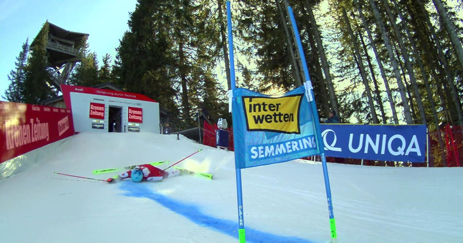 Watch as Katharina Huber fall at start of giant slalom run in Semmering Alpine Skiing World Cup – Alpine Skiing video