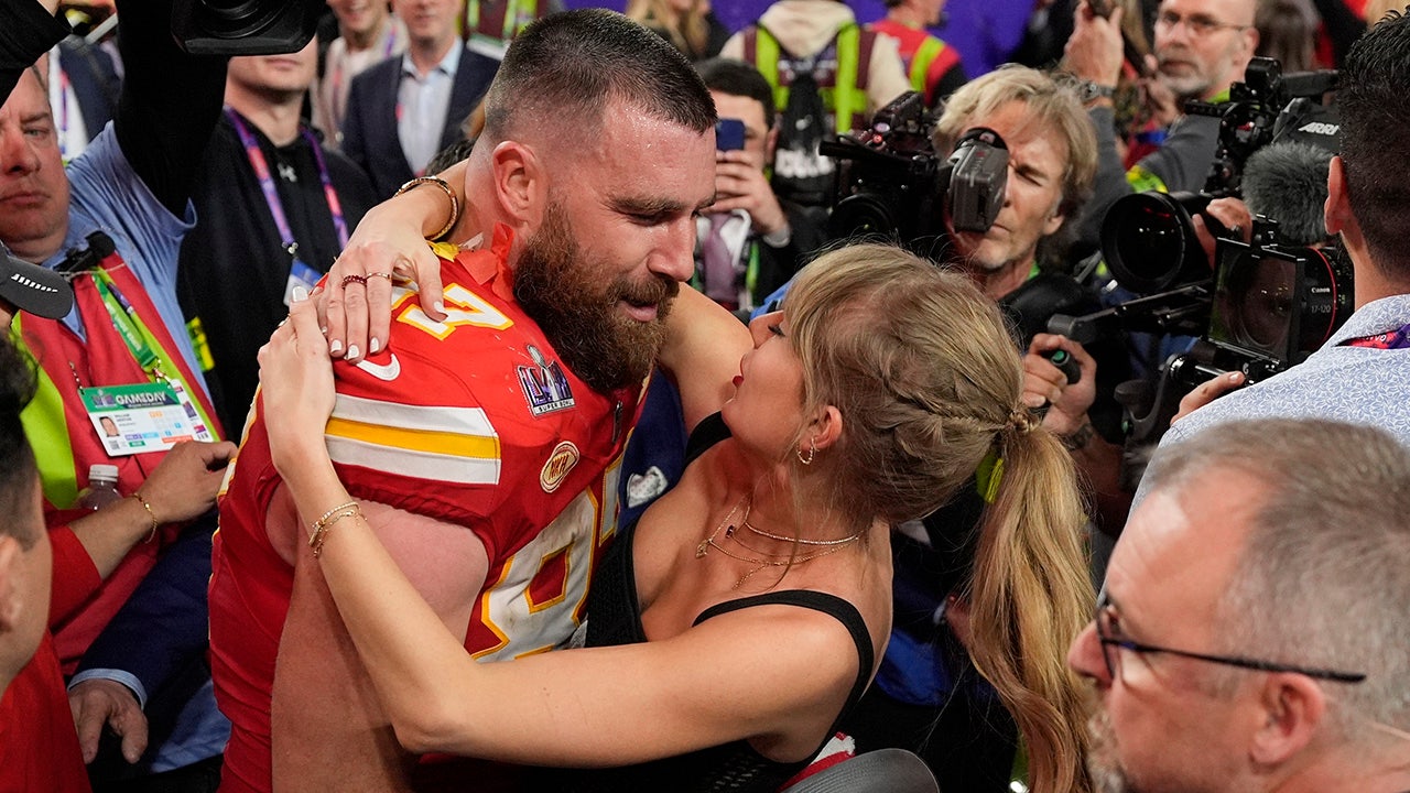 Taylor Swift will only get  birthday present from Travis Kelce’s dad