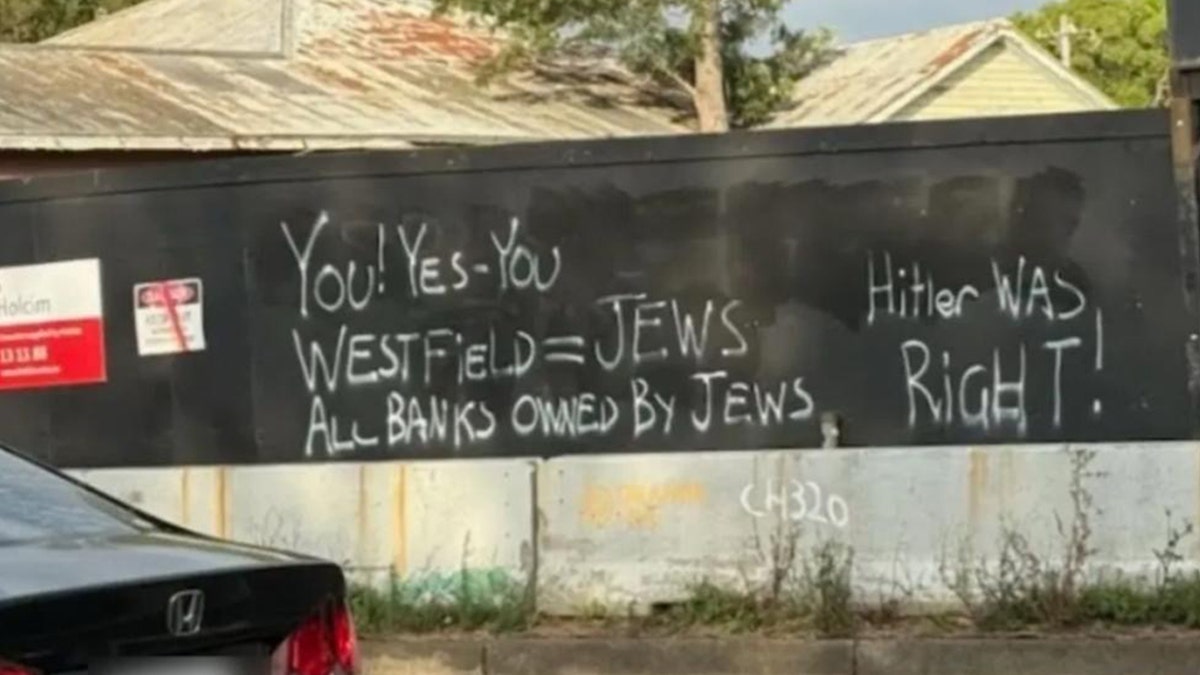 antisemitic graffiti