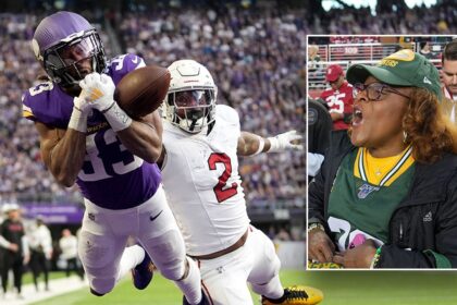 Aaron Jones’ mom wanted Vikings star benched over recent ball security issues