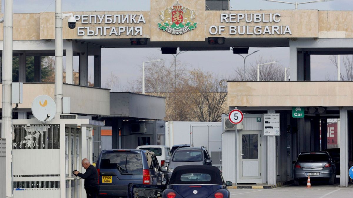 Romania and Bulgaria become fully fledged members of the Schengen area