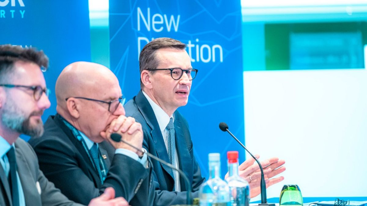 New ECR chief Morawiecki seeks stronger ties with European People’s Party