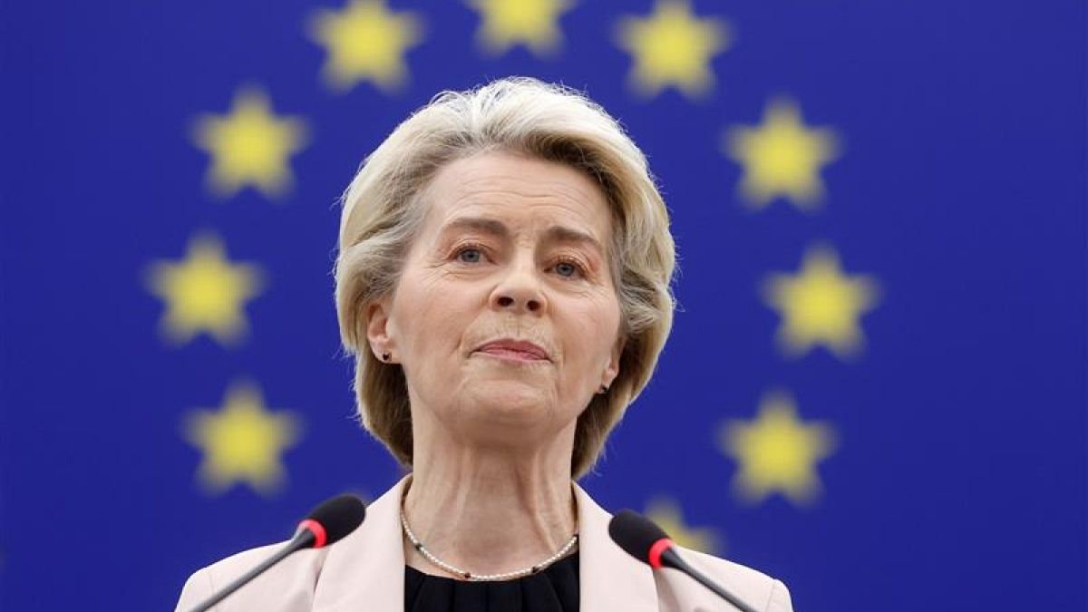 Ursula von der Leyen wins Charlemagne prize for work on European unity