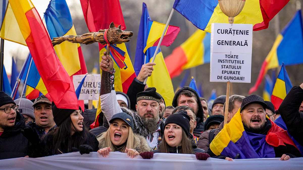 Tens of thousands of Romanians protest against annulled election