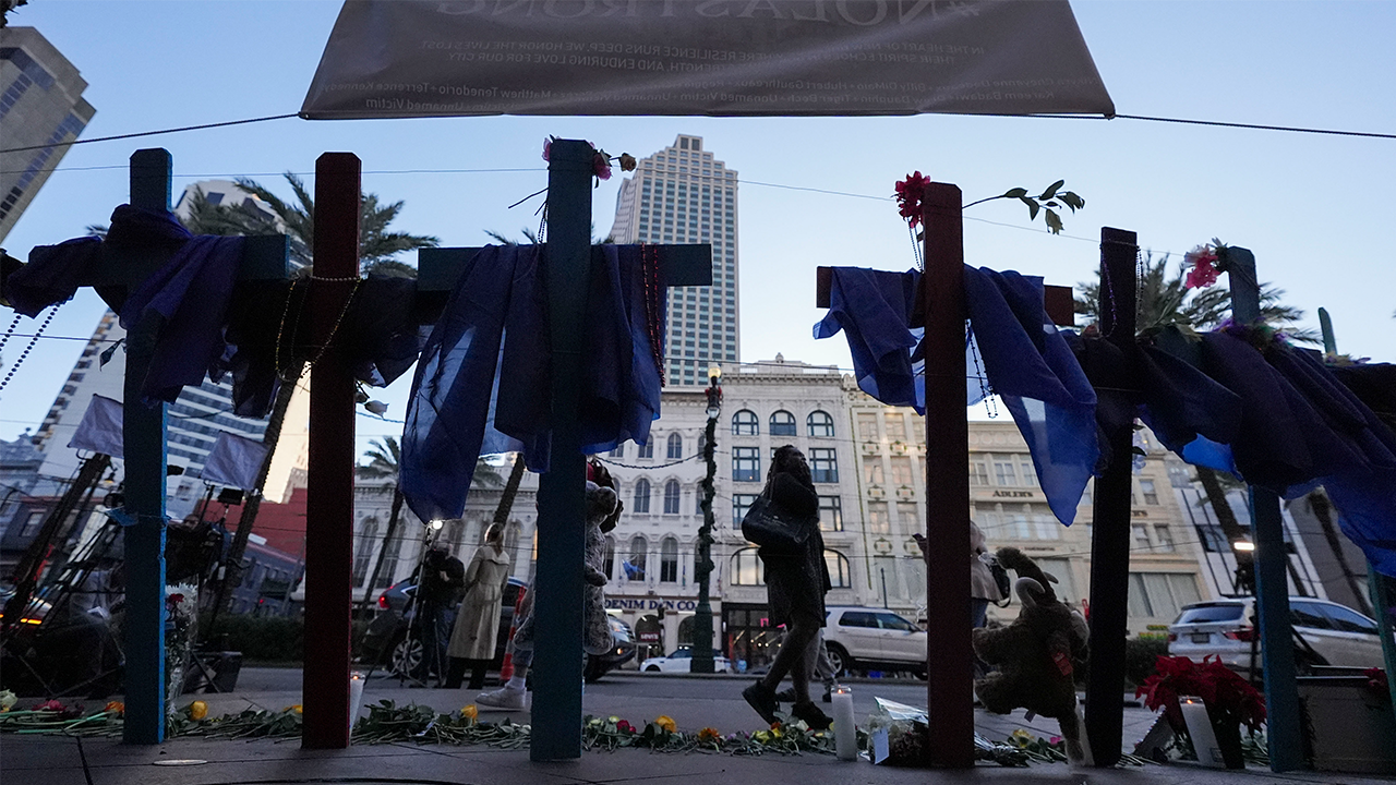 New Orleans holds vigil to mourn victims of Bourbon Street terror attack: ‘An outpouring of love’