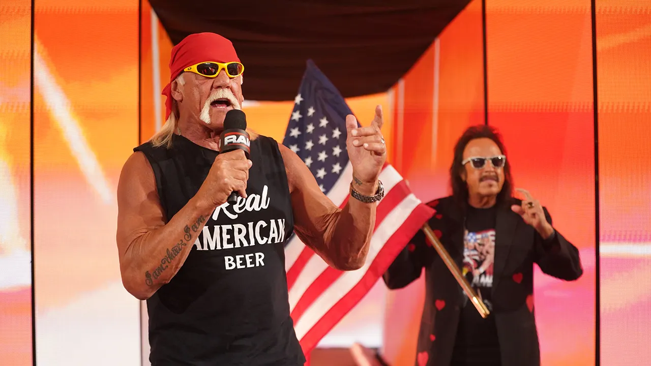 WWE legend Hulk Hogan hears boos on ‘Monday Night Raw,’ Los Angeles fans face criticism