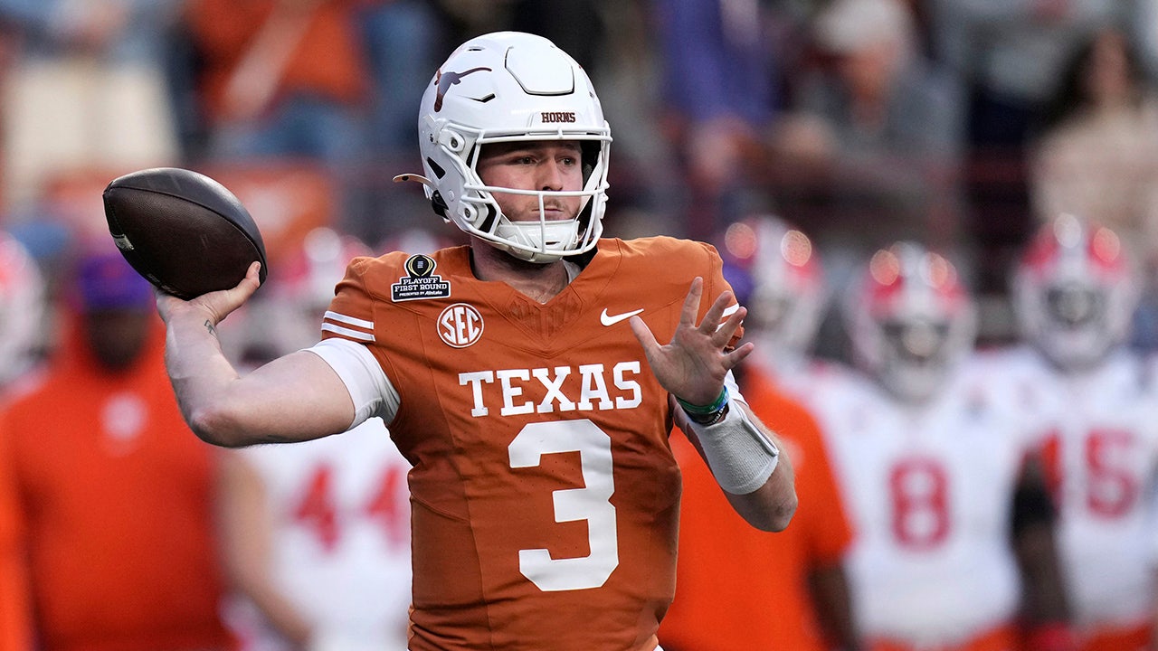 Texas’ Quinn Ewers implies he expects to play in the NFL next season