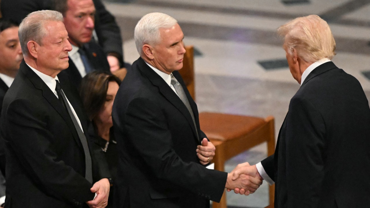 Pence reveals words exchanged with President-elect Trump at Carter funeral