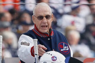 Tom McVie, longtime NHL coach, dead at 89