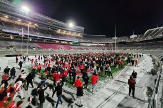 Ohio State fans break into Ohio Stadium to celebrate 1st national title since 2014