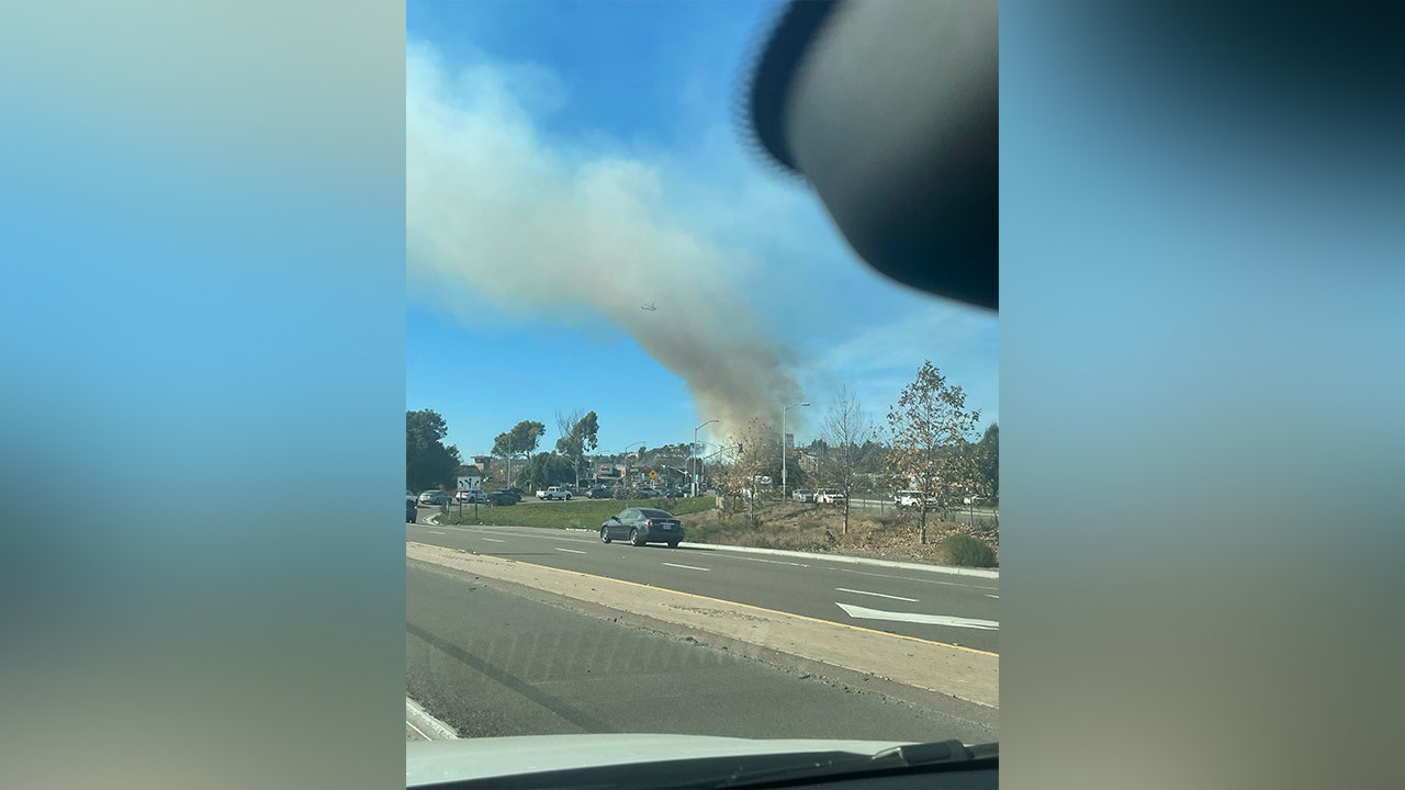 California fires: Friars Fire breaks out near Fashion Valley Mall in San Diego