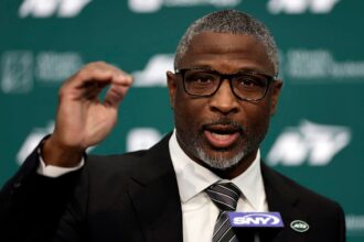 Jets’ new coach Aaron Glenn delivers fiery message to NFL: ‘We’re built for this s—‘