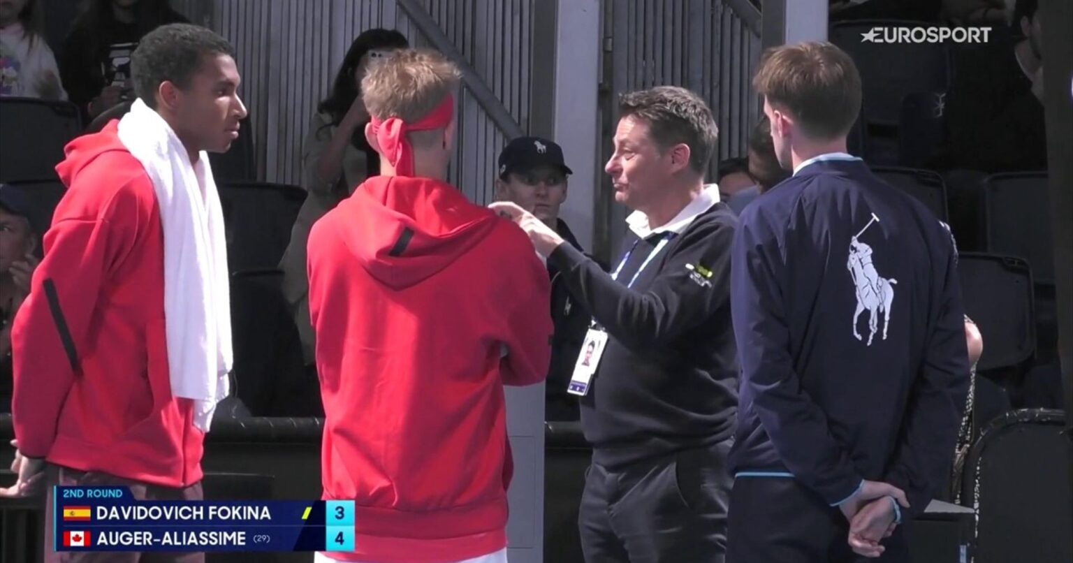 Surreal scenes as Felix Auger-Aliassime and Alejandro Davidovich Fokina match suspended over noise – Tennis video