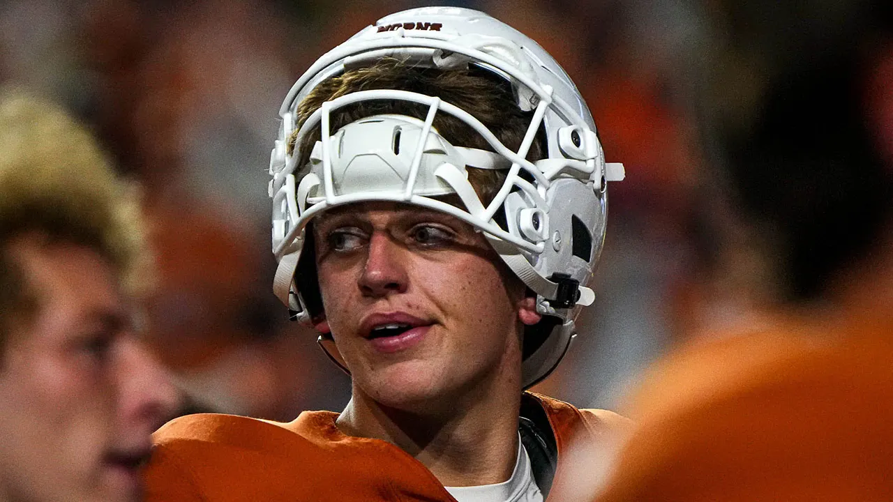 Texas star Arch Manning will take reins after Quinn Ewers declares for draft