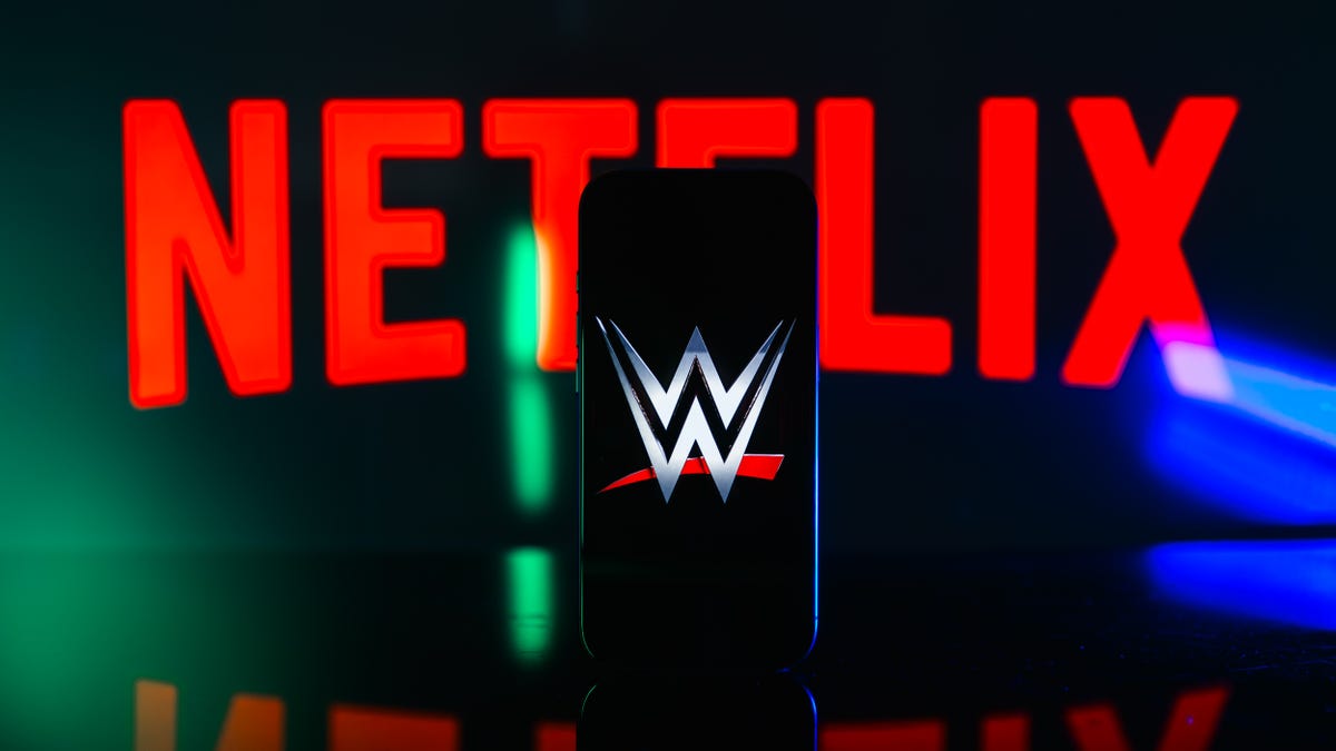 Wrestle Where You Want With the WWE and Netflix Games Soon