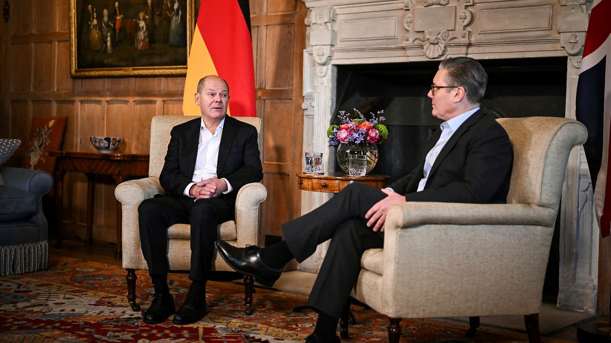 Olaf Scholz to join key European leaders at London defence summit