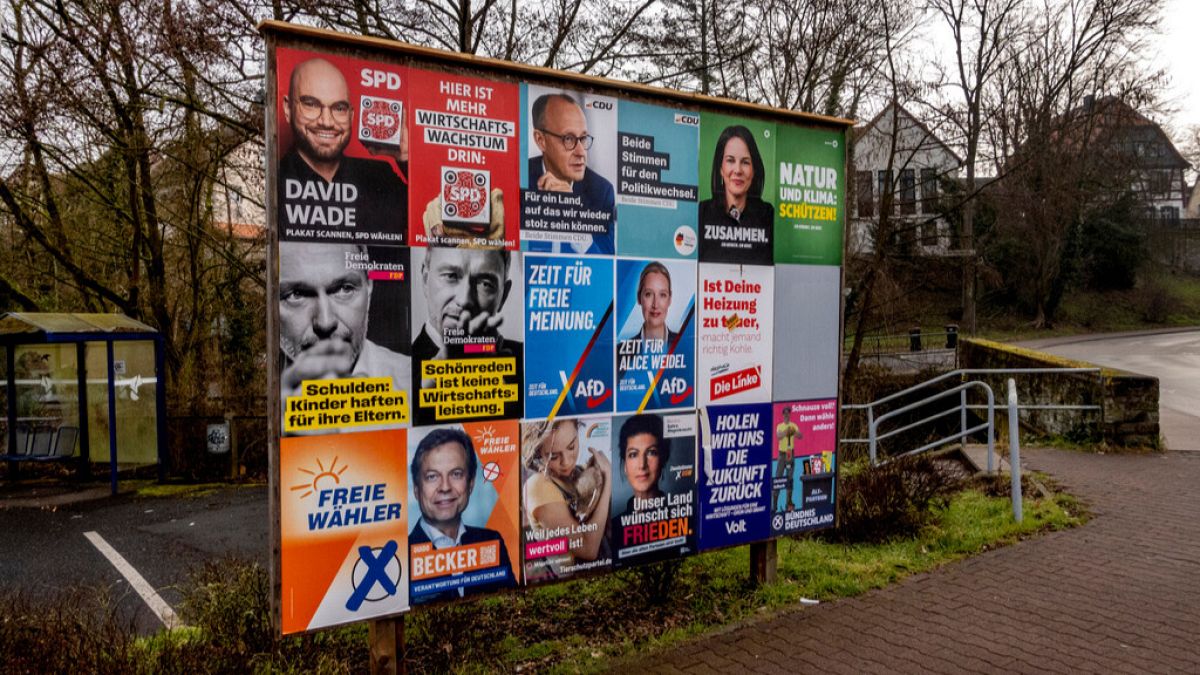 German election: Voters in Cologne prepare to cast their ballots