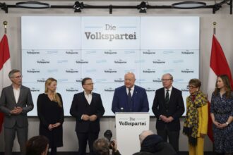 Austria’s parties inch close to new coalition without far-right FPÖ