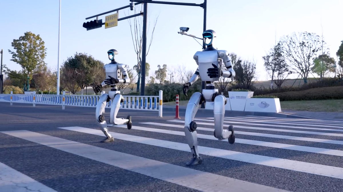 Unitree’s G1 Humanoid Robots Shown Running in New Video